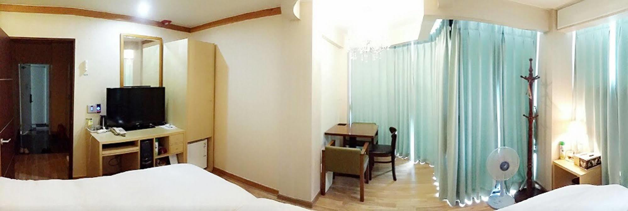 Jeonju Tourist Hotel Ngoại thất bức ảnh