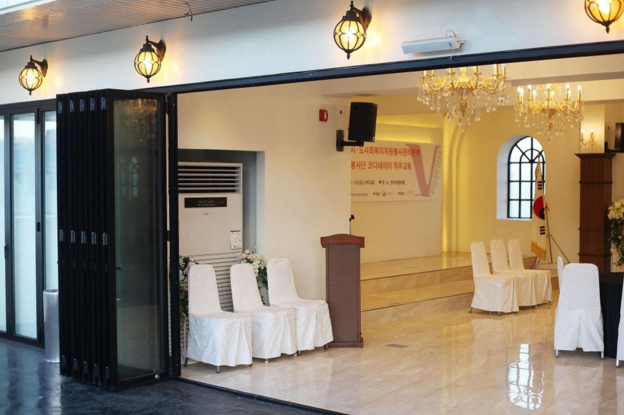 Jeonju Tourist Hotel Ngoại thất bức ảnh