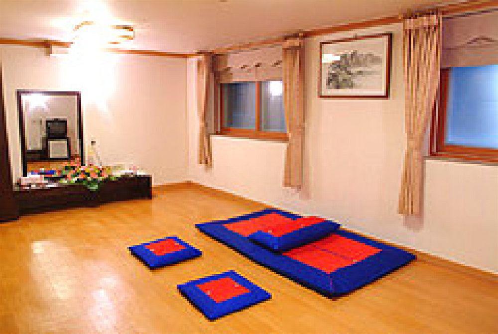 Jeonju Tourist Hotel Ngoại thất bức ảnh